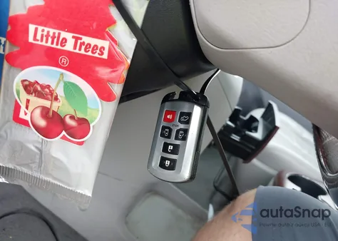 2011 Toyota Sienna Xle from USA, damaged, VIN 5TDDK3DC3BS007350